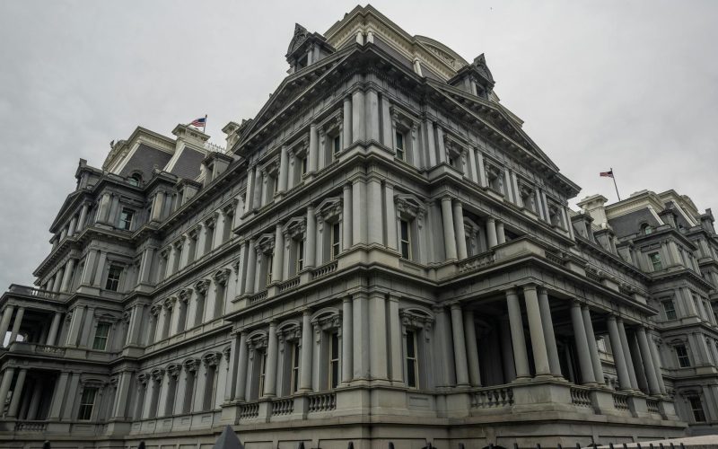 Government Grants vs. Tax Credits: The $8,400 Difference That Changes Everything